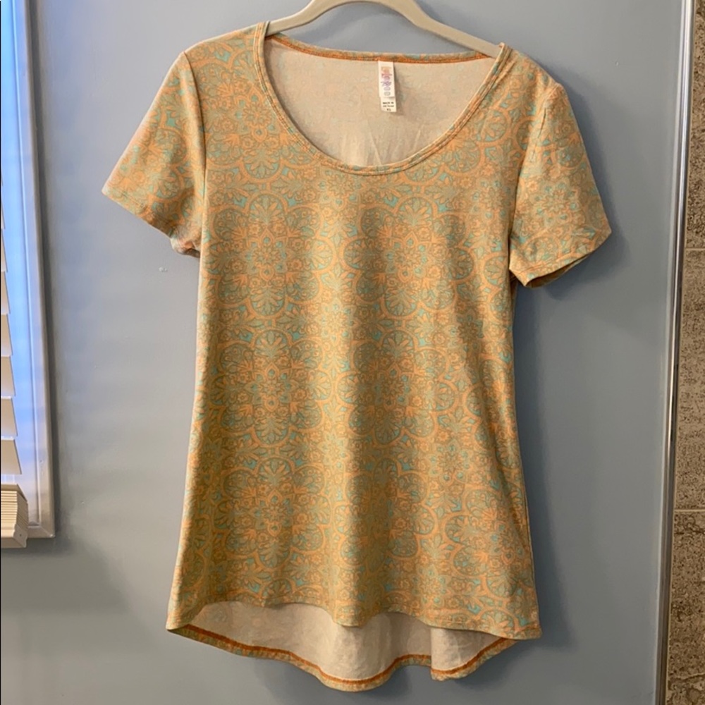 LulaRoe Classic T